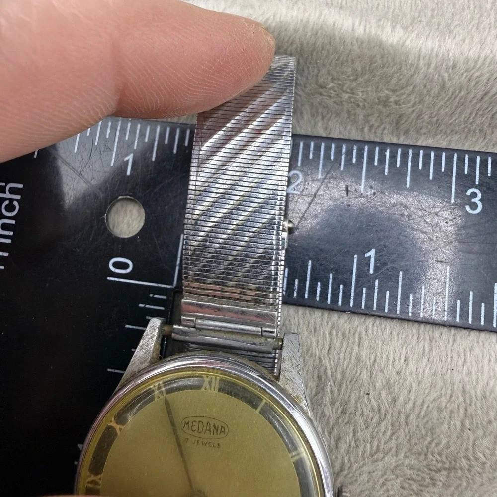 Vintage Medina Watch Military Silver Tone‎ Unique Band UNTESTED 9